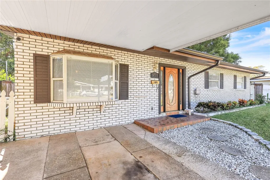 4710 W Oklahoma Avenue Tampa FL 33616
