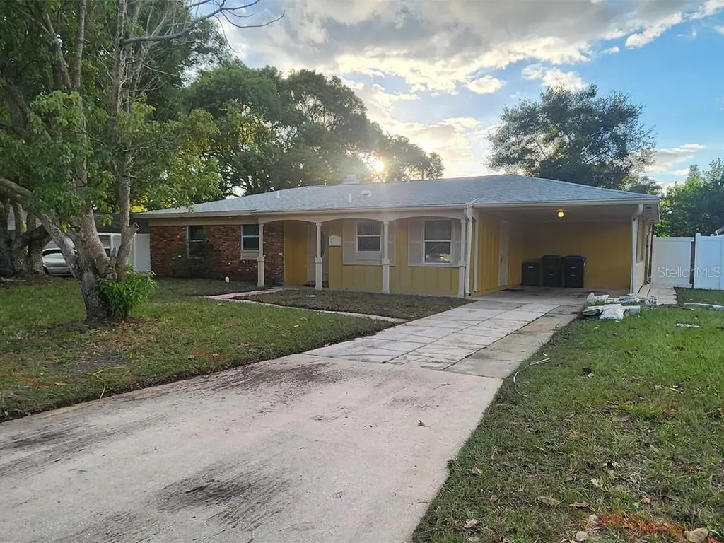 7806 Meadowglen Drive Orlando FL 32810