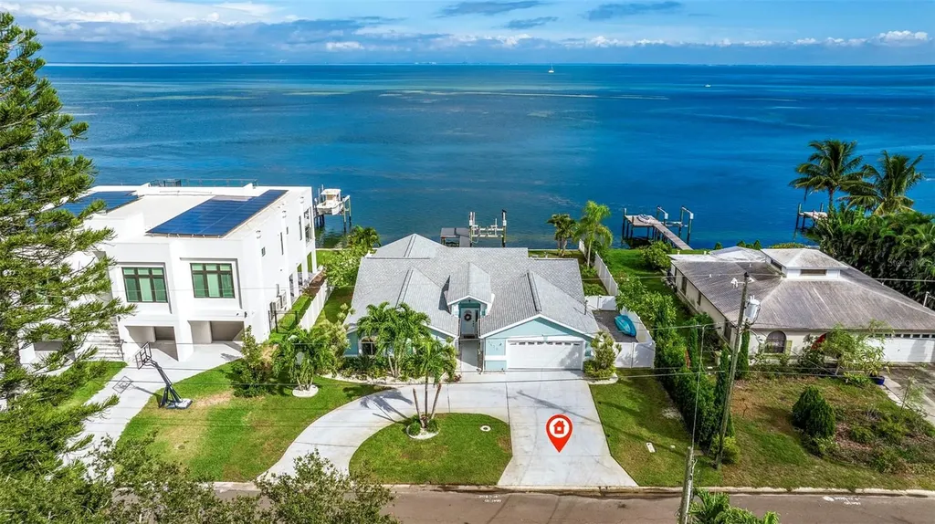 3478 Coquina Key Drive SE St Petersburg FL 33705