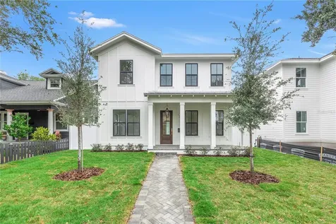 1229 21st Avenue N St Petersburg FL 33704