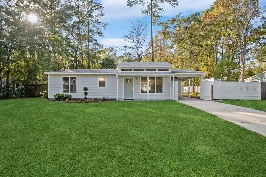 4234 NW 26th Terrace Gainesville FL 32605