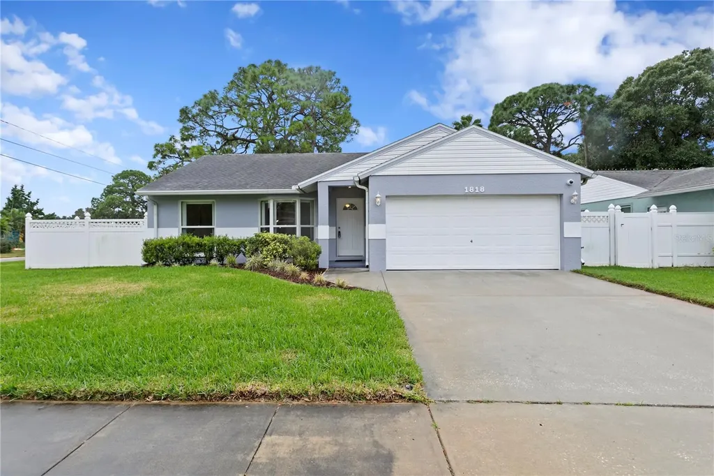 1818 76th Place N St Petersburg FL 33702