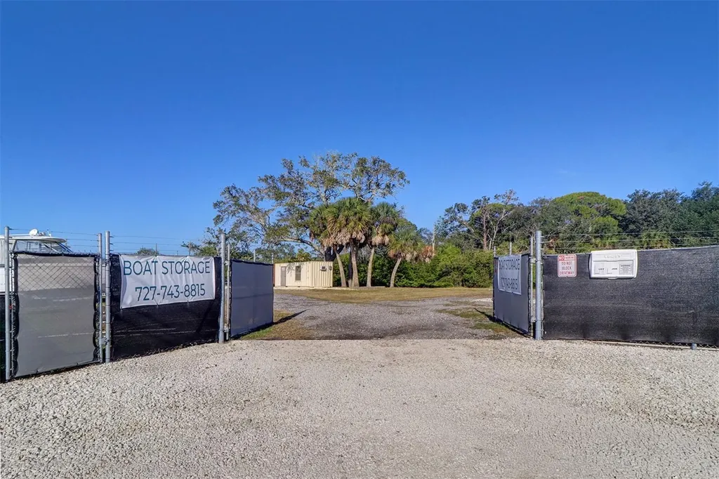 332 Anclote Road Tarpon Springs FL 34689