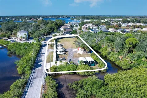 332 Anclote Road Tarpon Springs FL 34689