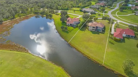 8304 Wisteria Place Bradenton FL 34202