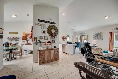 905 Gillingham Court Kissimmee FL 34758