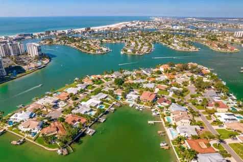 8050 12th Avenue S St Petersburg FL 33707