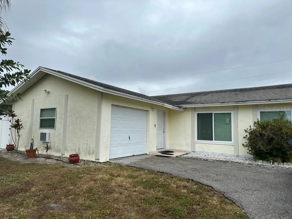 1928 N Conrad Avenue Sarasota FL 34234