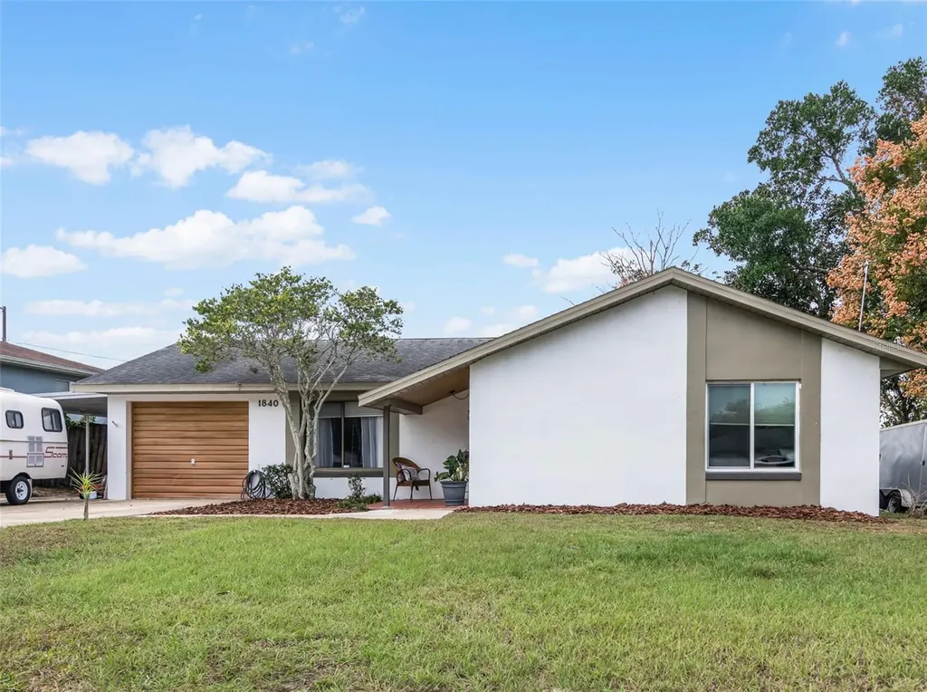 1840 Bestland Avenue Deltona FL 32738