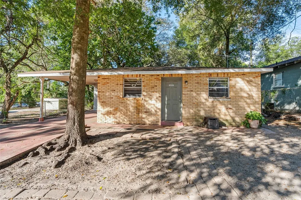 8506 N 15th Street Tampa FL 33604