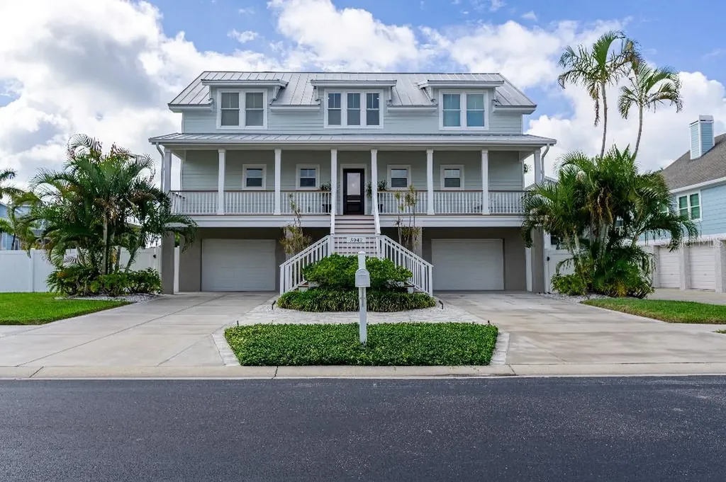 5942 Bayview Circle S Gulfport FL 33707