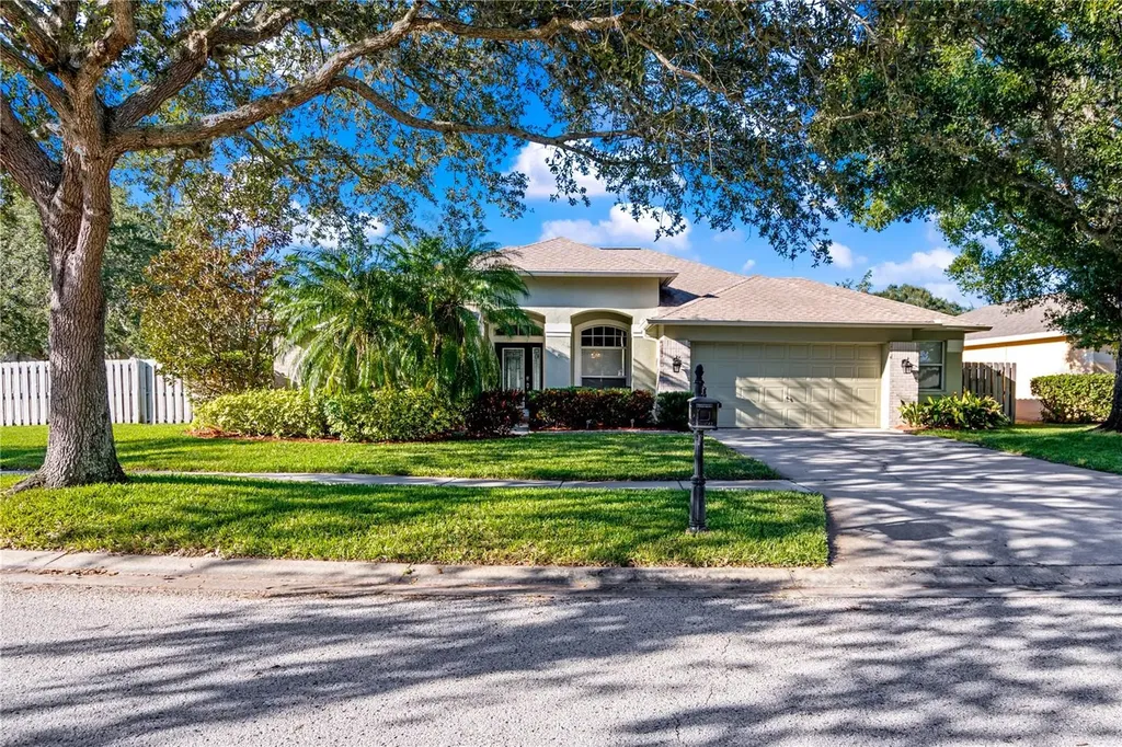10103 Kingsbridge Avenue Tampa FL 33626