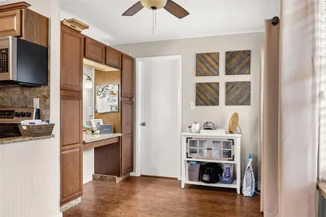 814 N New Hampshire Avenue Tavares FL 32778