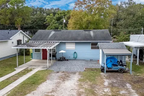 814 N New Hampshire Avenue Tavares FL 32778