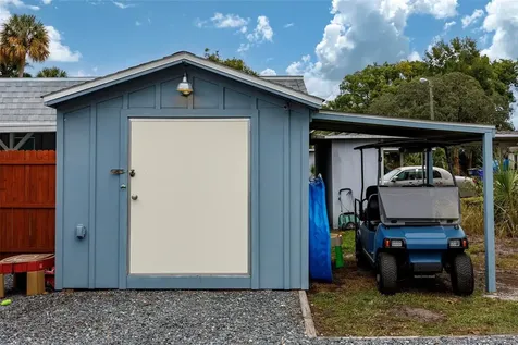 814 N New Hampshire Avenue Tavares FL 32778