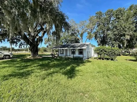 232 Denton Avenue Auburndale FL 33823