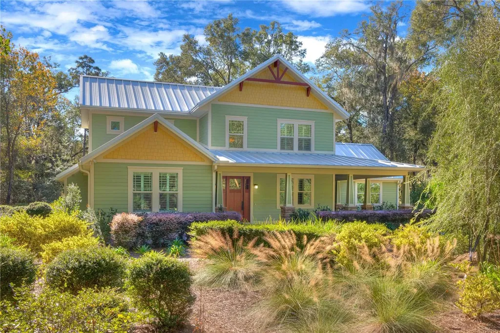 1950 Glenwood Oaks Lane Deland FL 32720
