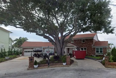 2403 S Dundee Street Tampa FL 33629