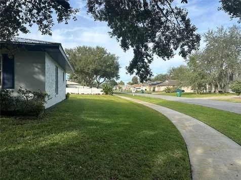 2072 Alameda Drive Deltona FL 32738