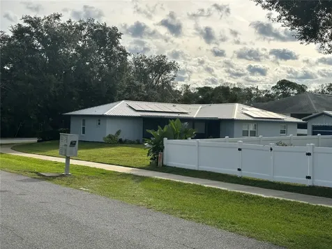 2072 Alameda Drive Deltona FL 32738