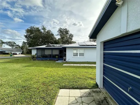 2072 Alameda Drive Deltona FL 32738