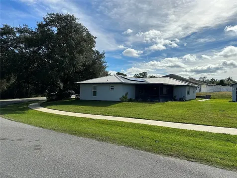 2072 Alameda Drive Deltona FL 32738