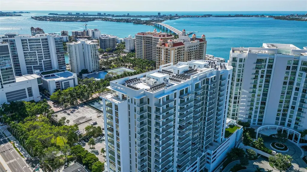 301 Quay Commons Sarasota FL 34236