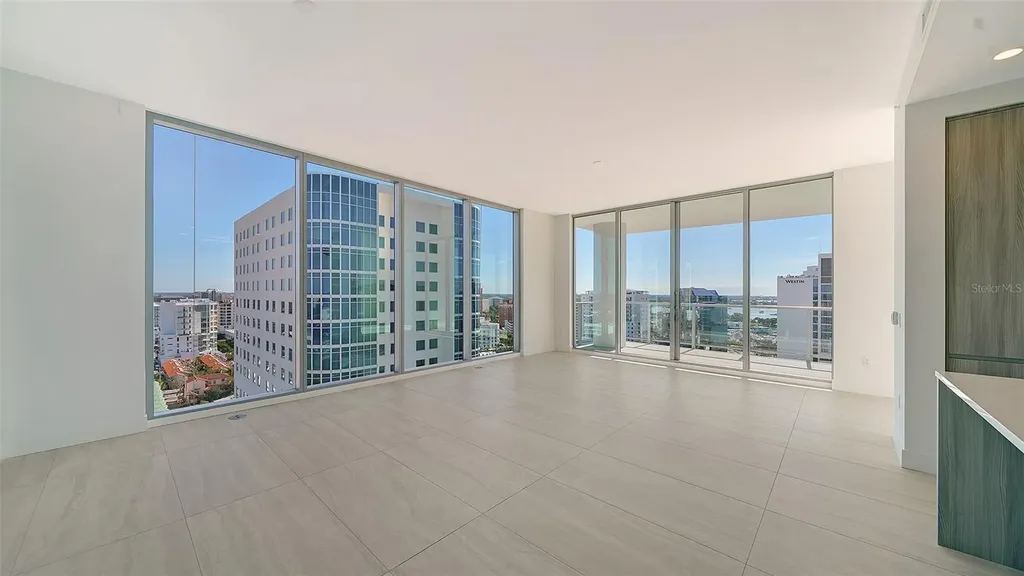 301 Quay Commons Sarasota FL 34236