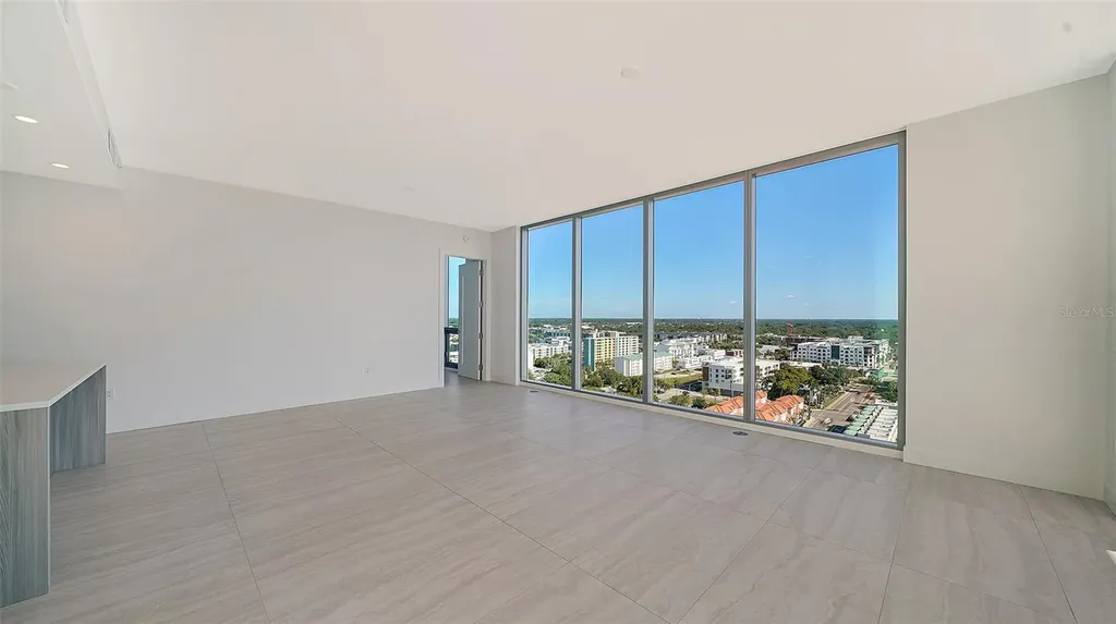 301 Quay Commons Sarasota FL 34236