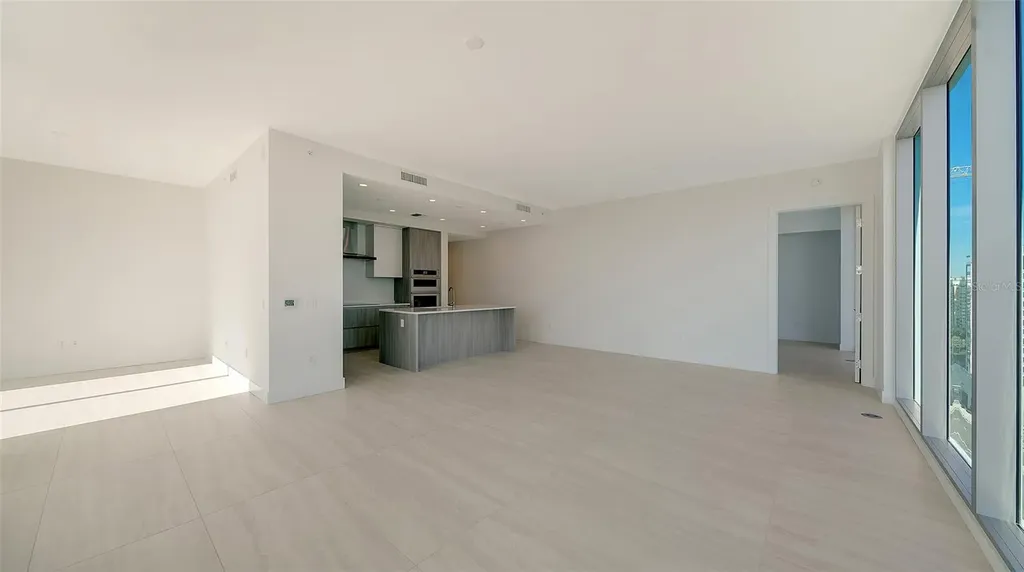 301 Quay Commons Sarasota FL 34236