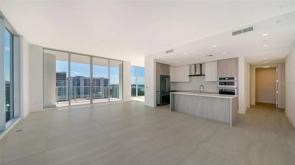 301 Quay Commons Sarasota FL 34236