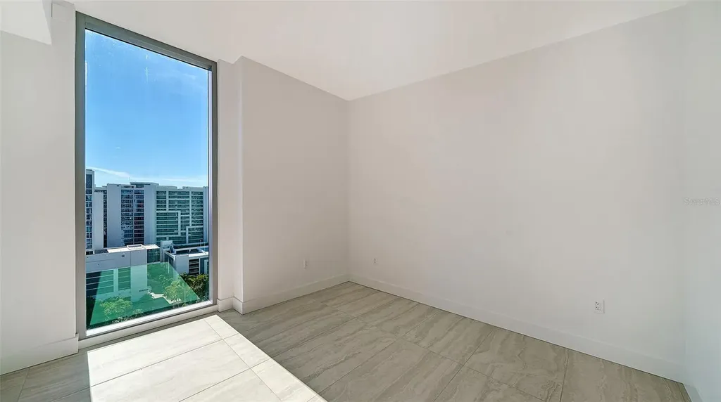 301 Quay Commons Sarasota FL 34236