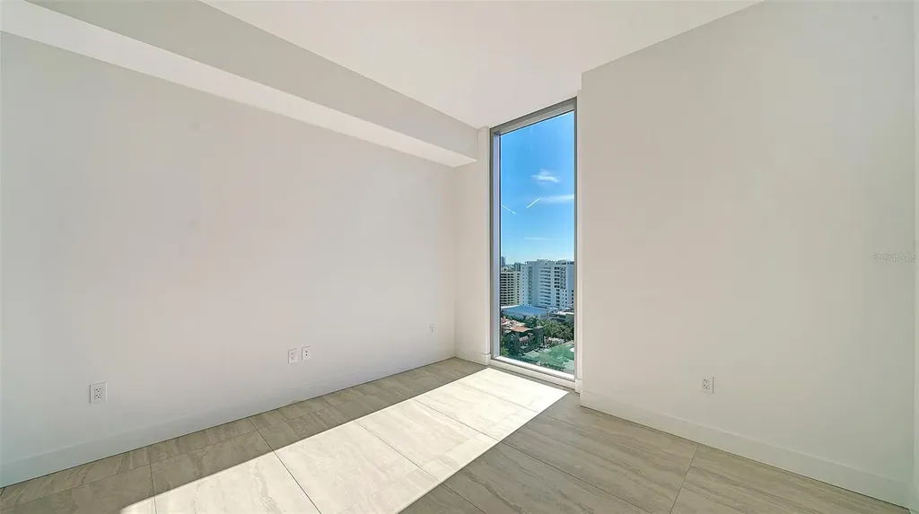 301 Quay Commons Sarasota FL 34236