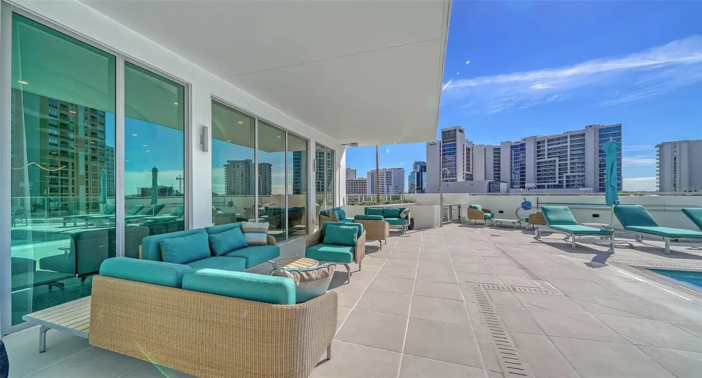 301 Quay Commons Sarasota FL 34236