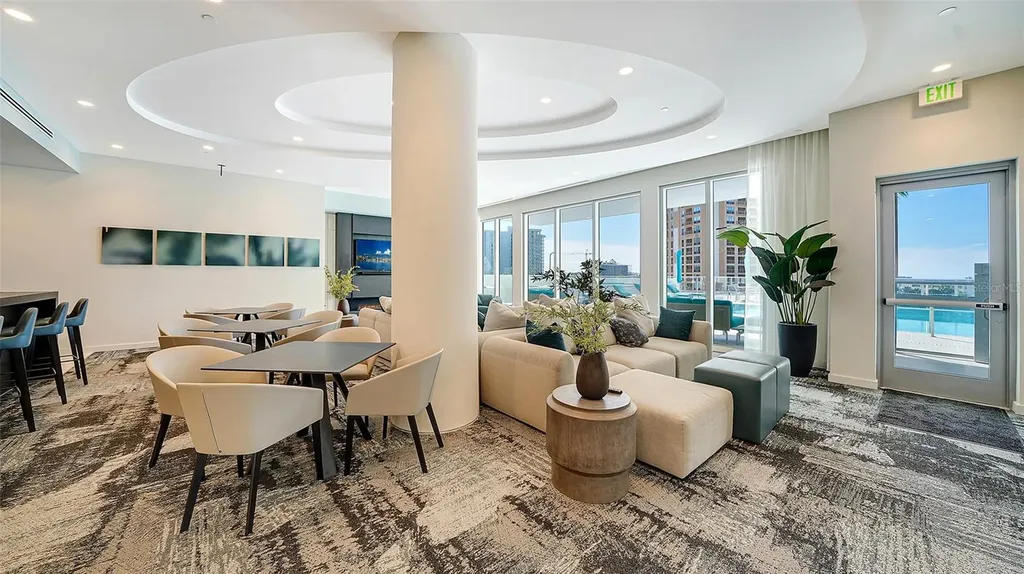 301 Quay Commons Sarasota FL 34236