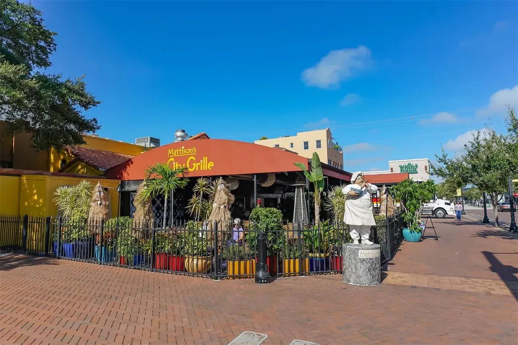 301 Quay Commons Sarasota FL 34236