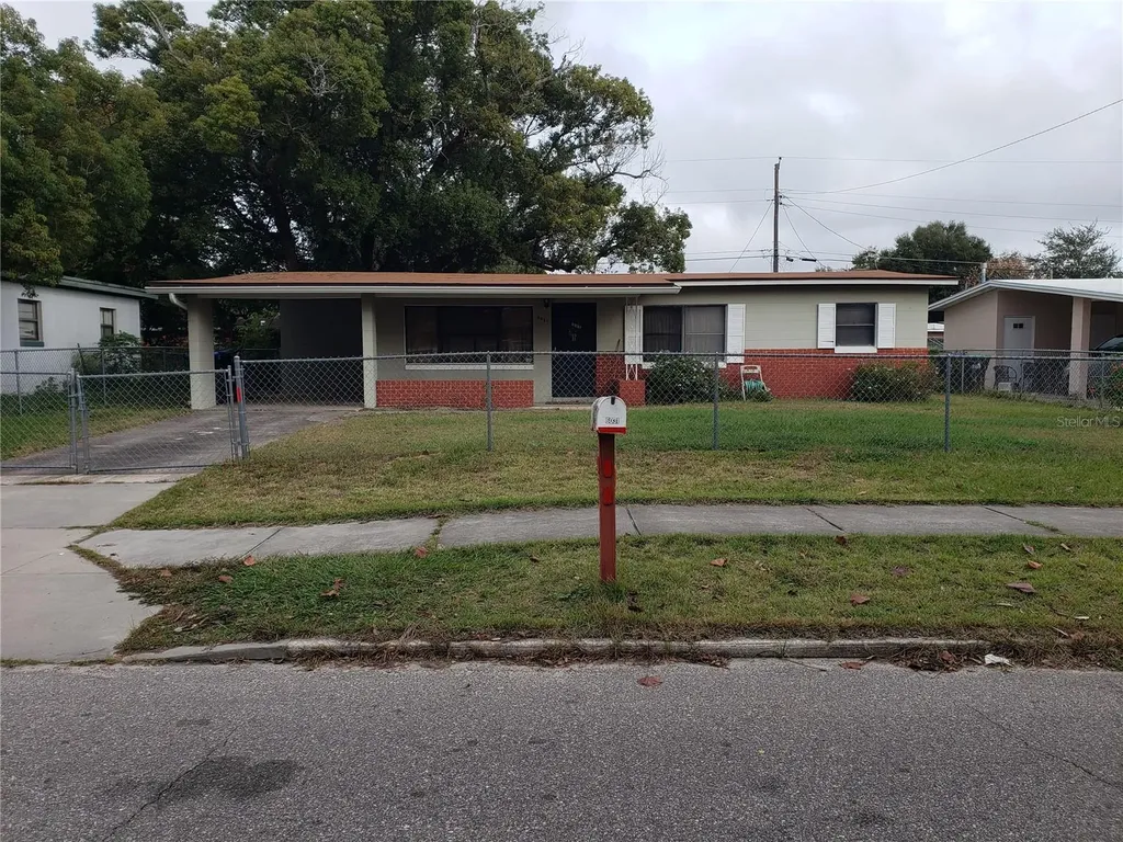 6031 W Livingston Street Orlando FL 32835