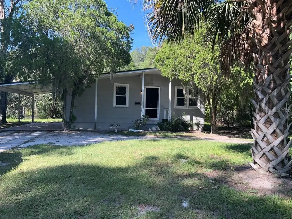 7136 Rhode Island Drive W Jacksonville FL 32209