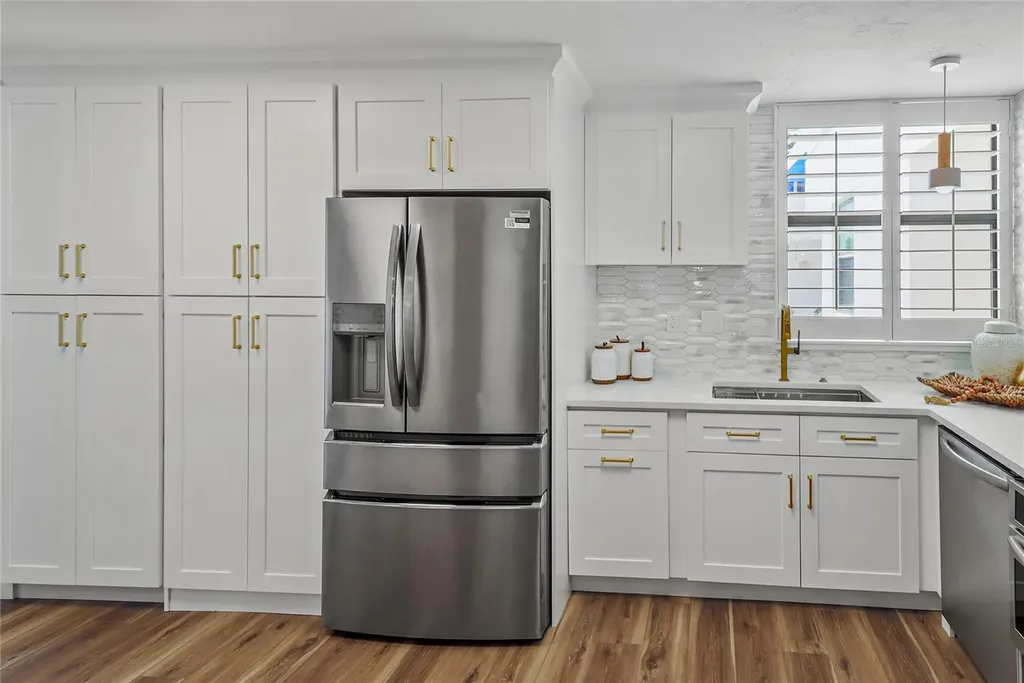 716 Bayport Way Longboat Key FL 34228