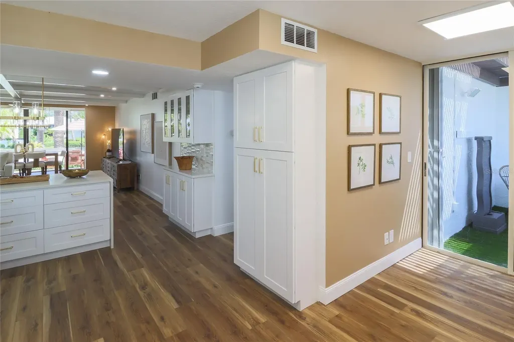 716 Bayport Way Longboat Key FL 34228