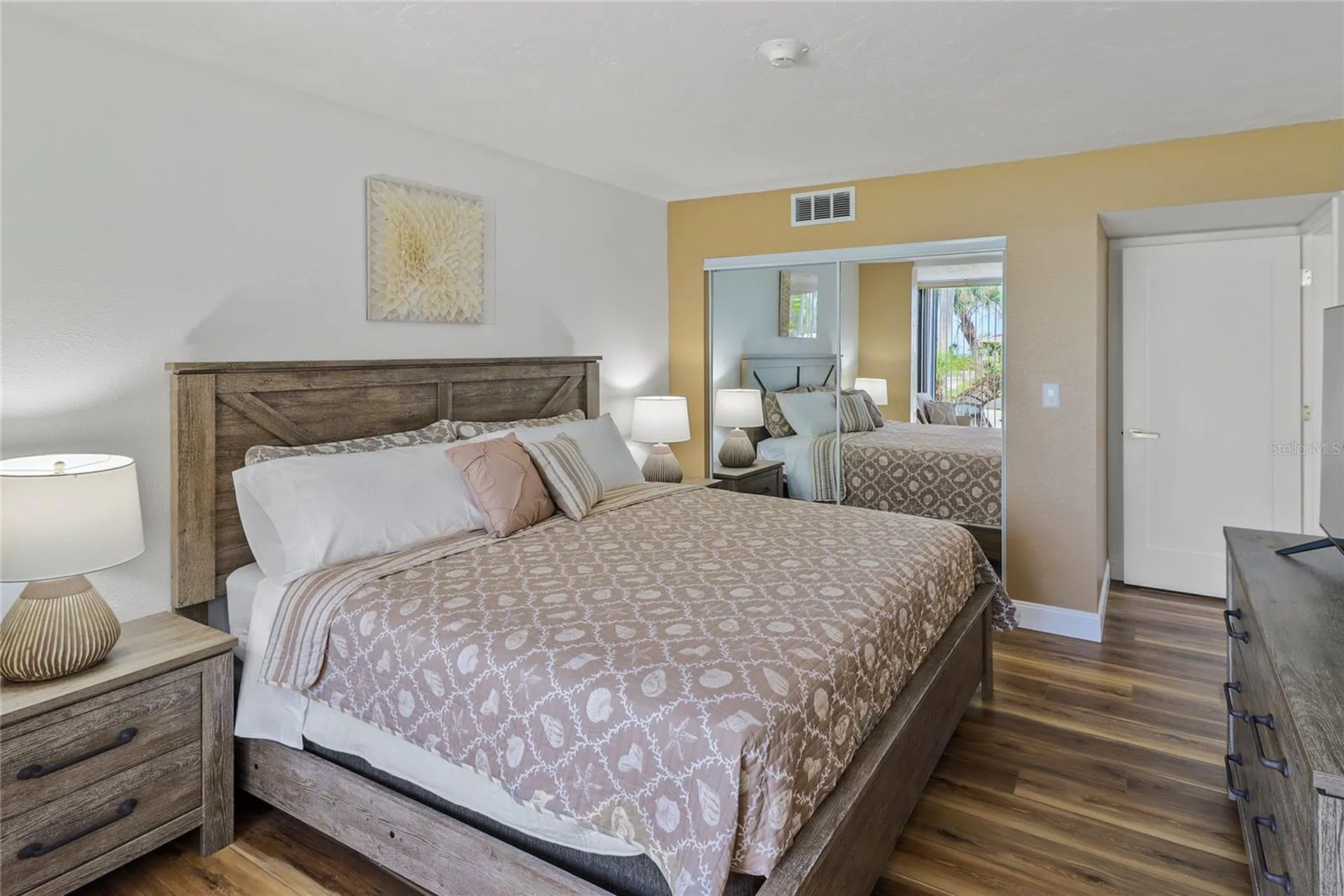 716 Bayport Way Longboat Key FL 34228