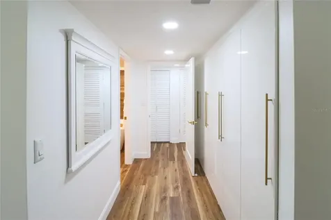 716 Bayport Way Longboat Key FL 34228