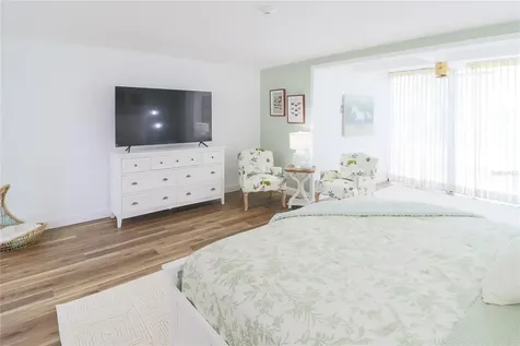 716 Bayport Way Longboat Key FL 34228