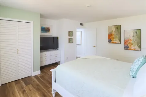 716 Bayport Way Longboat Key FL 34228