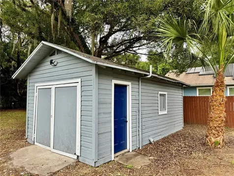 5153 17th Street Zephyrhills FL 33542