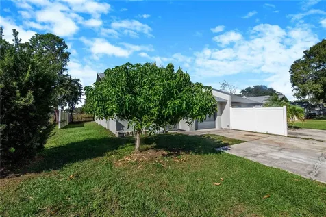 4817 Dosseywood Court Lakeland FL 33811