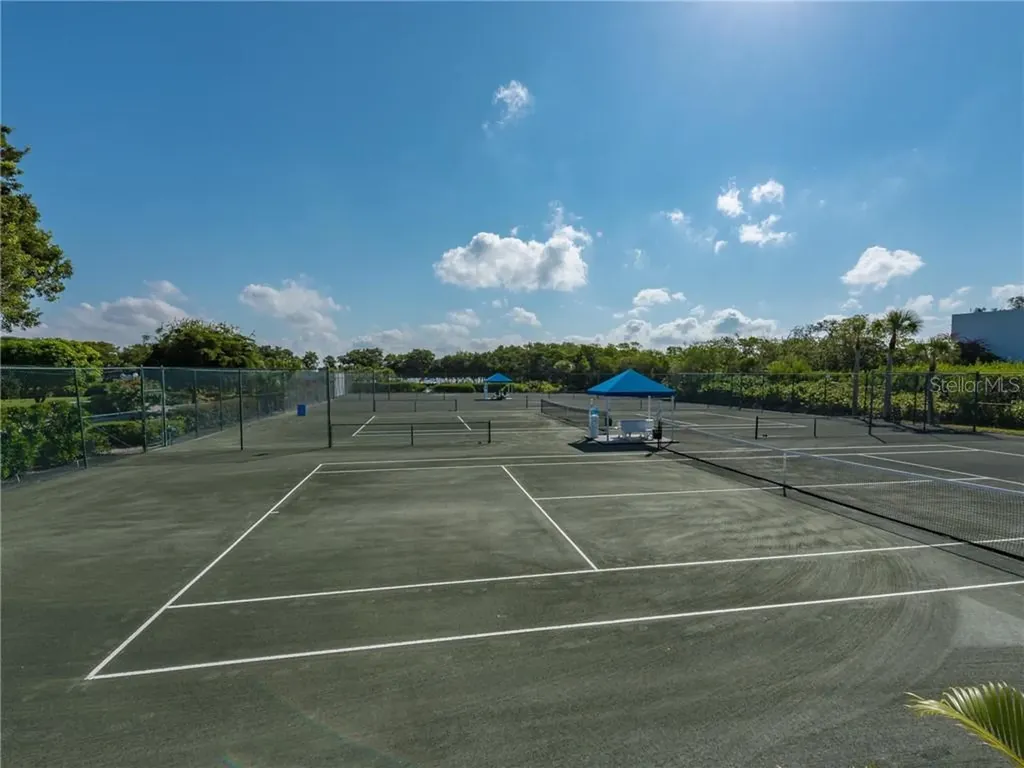 522 Bayport Way Longboat Key FL 34228