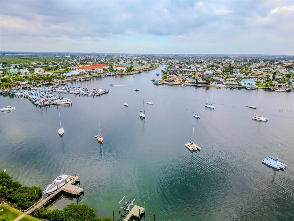 6434 Rubia Circle Apollo Beach FL 33572