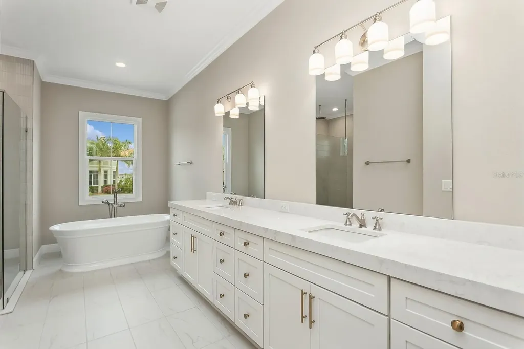 6434 Rubia Circle Apollo Beach FL 33572