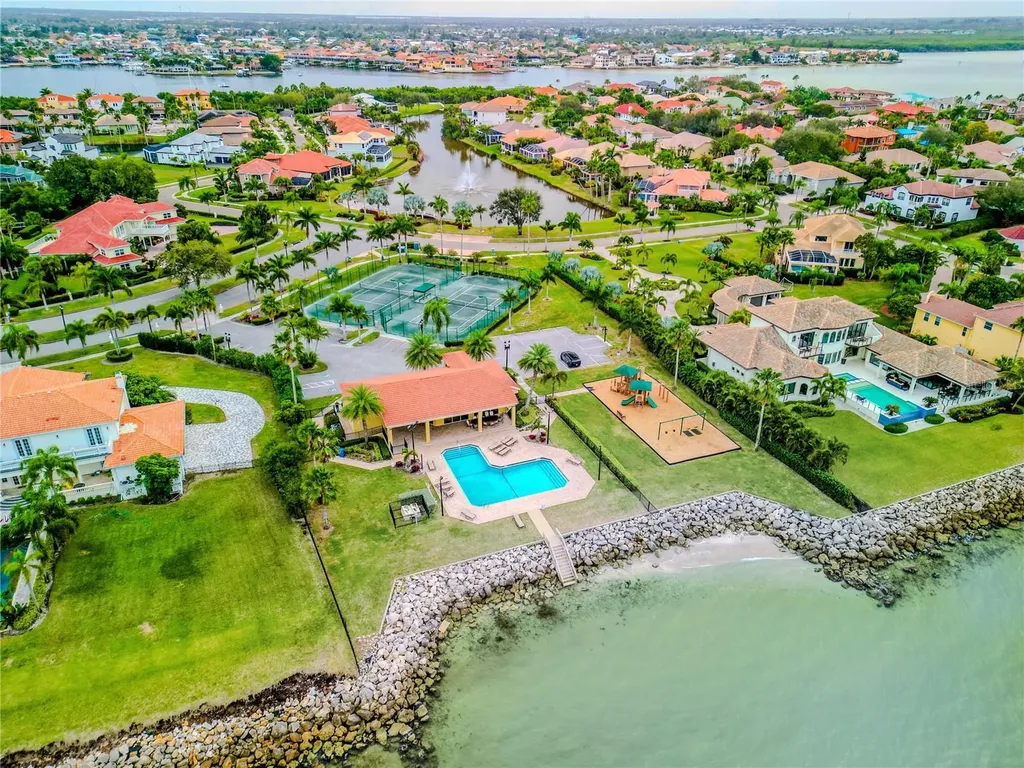 6434 Rubia Circle Apollo Beach FL 33572